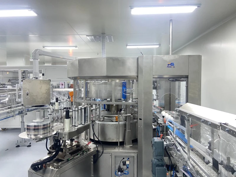 Irregular Cosmetic Bottle Labeling Machine - servo motor and label peeling process
