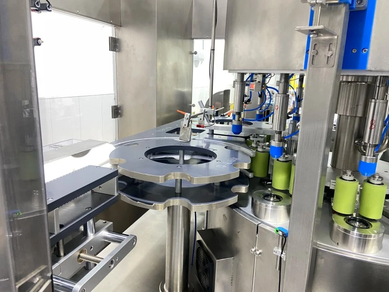 Milk Bottle Self Adhesive Labeling Machine