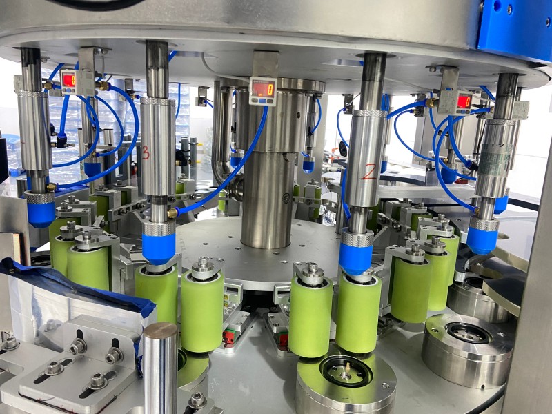 Rotary Self Adhesive Labeling Machines